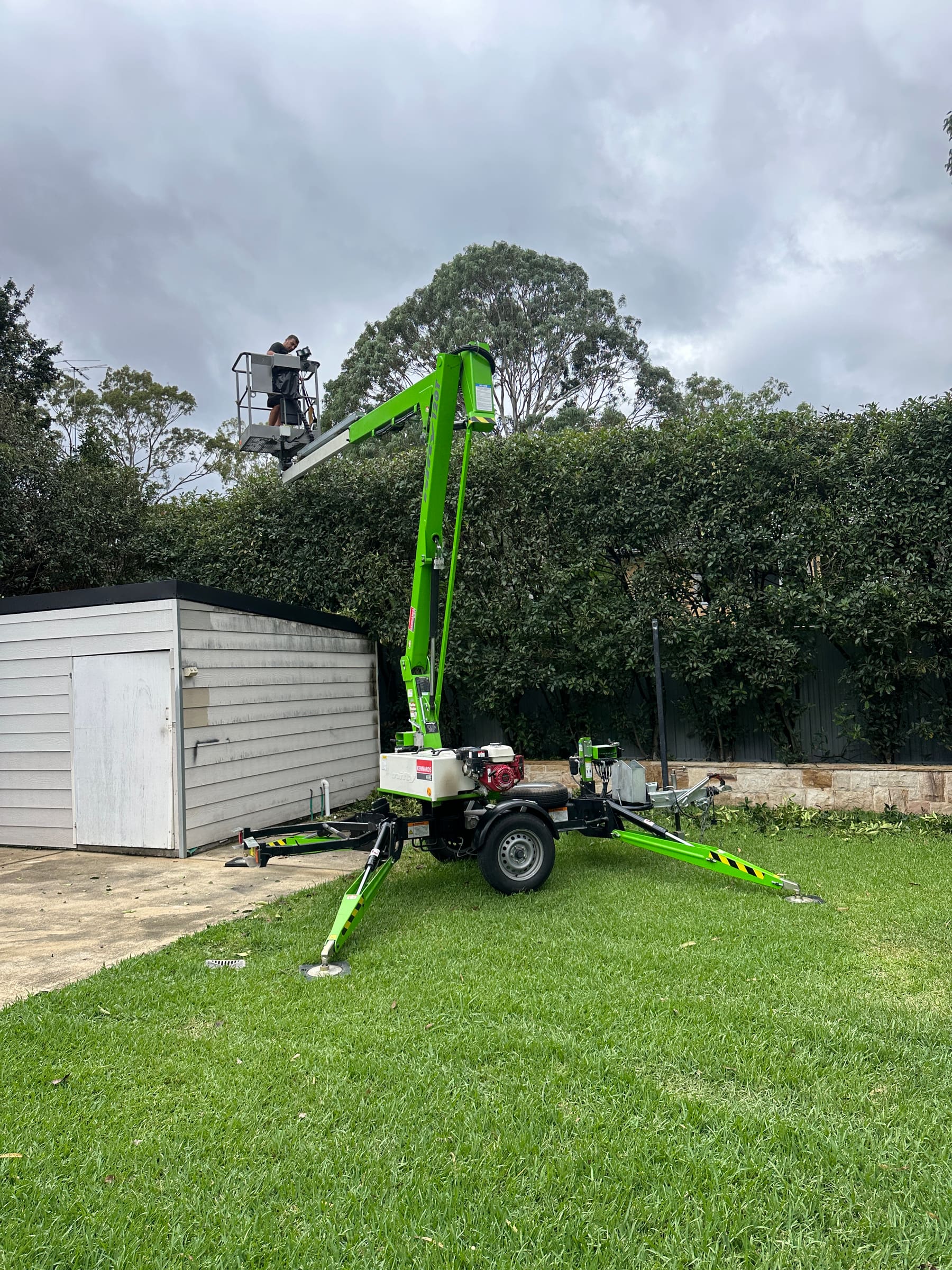 Cherry picker sourced for a Brisbane job through the HireHub supplier network