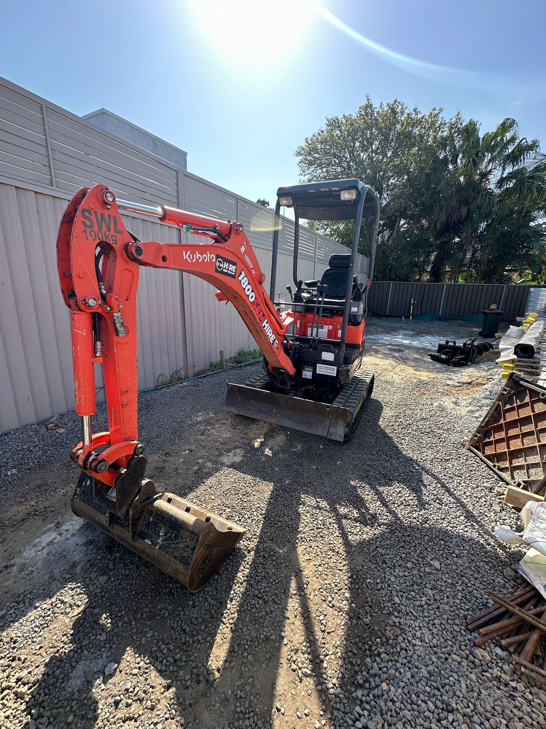 Excavator delivered to a Melbourne site through the HireHub supplier network